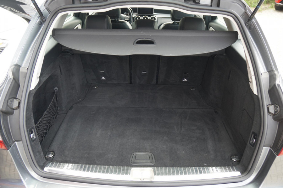 Mercedes-Benz C-Klasse Estate 220 CDI Sport Edition Premium Plus + TREKHAAK / NAVIGATIE / DODEHOEKDETECTIE / STOELVERWARMING
