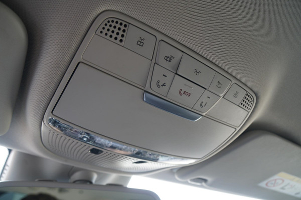 Mercedes-Benz C-Klasse Estate 220 CDI Sport Edition Premium Plus + TREKHAAK / NAVIGATIE / DODEHOEKDETECTIE / STOELVERWARMING