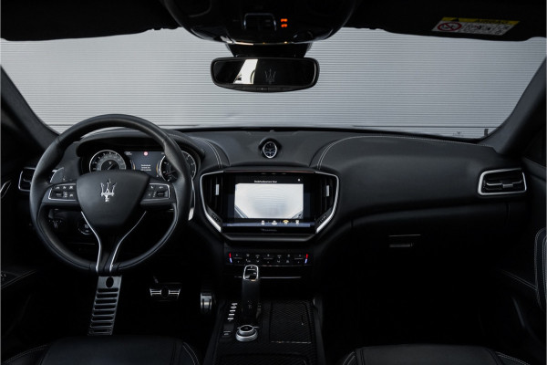 Maserati Ghibli 3.0 V6 Modena SQ4 430PK H/K Schuifdak Stoelventilatie 21"