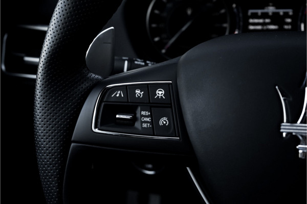 Maserati Ghibli 3.0 V6 Modena SQ4 430PK H/K Schuifdak Stoelventilatie 21"