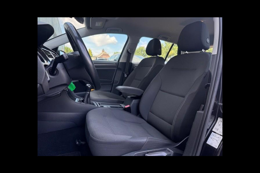 Volkswagen Golf 1.0 TSI Comfortline 7.5-Carplay-Cruise-Clima