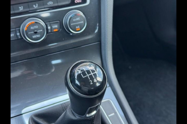 Volkswagen Golf 1.0 TSI Comfortline 7.5-Carplay-Cruise-Clima