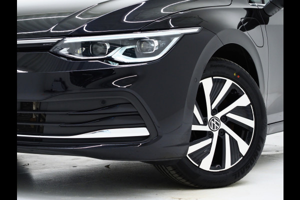 Volkswagen Golf 1.4 eHybrid Style 204PK | Massage | Head Up | Virtual | Keyless | Adaptive Cruise | Carplay | DAB