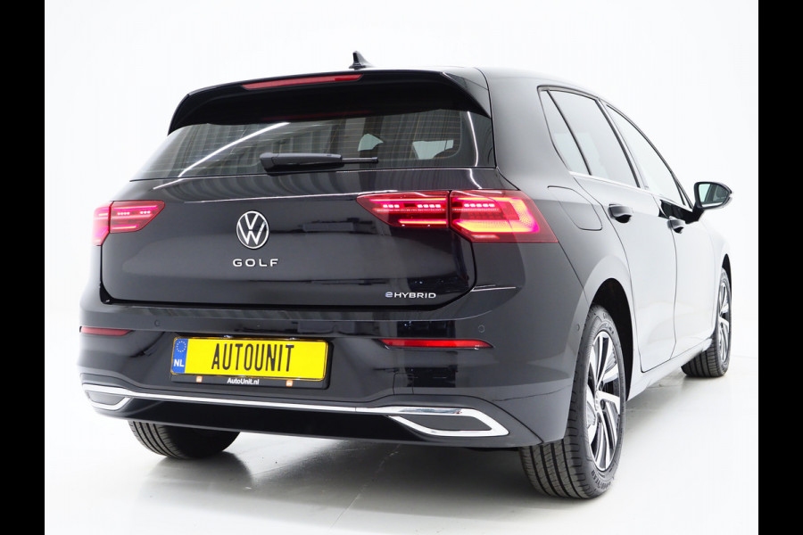 Volkswagen Golf 1.4 eHybrid Style 204PK | Massage | Head Up | Virtual | Keyless | Adaptive Cruise | Carplay | DAB