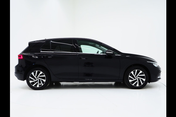 Volkswagen Golf 1.4 eHybrid Style 204PK | Massage | Head Up | Virtual | Keyless | Adaptive Cruise | Carplay | DAB