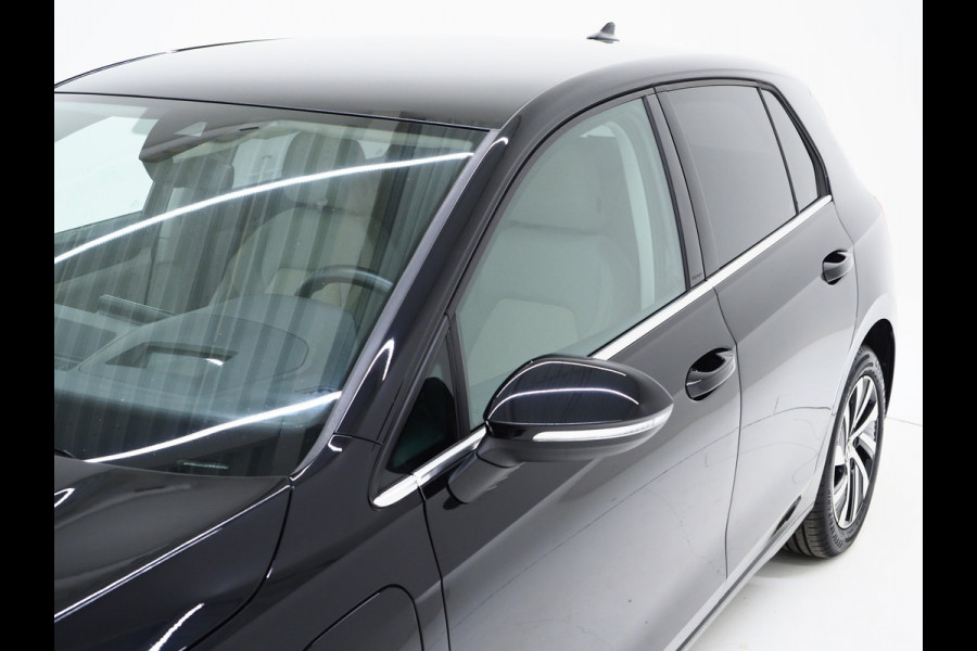 Volkswagen Golf 1.4 eHybrid Style 204PK | Massage | Head Up | Virtual | Keyless | Adaptive Cruise | Carplay | DAB