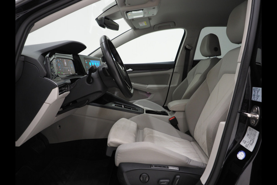 Volkswagen Golf 1.4 eHybrid Style 204PK | Massage | Head Up | Virtual | Keyless | Adaptive Cruise | Carplay | DAB