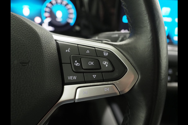 Volkswagen Golf 1.4 eHybrid Style 204PK | Massage | Head Up | Virtual | Keyless | Adaptive Cruise | Carplay | DAB