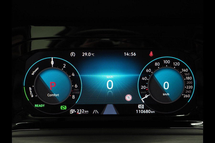 Volkswagen Golf 1.4 eHybrid Style 204PK | Massage | Head Up | Virtual | Keyless | Adaptive Cruise | Carplay | DAB