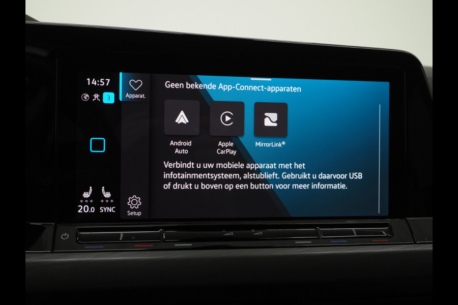 Volkswagen Golf 1.4 eHybrid Style 204PK | Massage | Head Up | Virtual | Keyless | Adaptive Cruise | Carplay | DAB