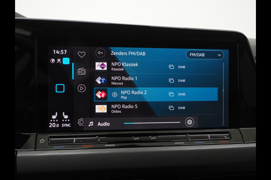Volkswagen Golf 1.4 eHybrid Style 204PK | Massage | Head Up | Virtual | Keyless | Adaptive Cruise | Carplay | DAB
