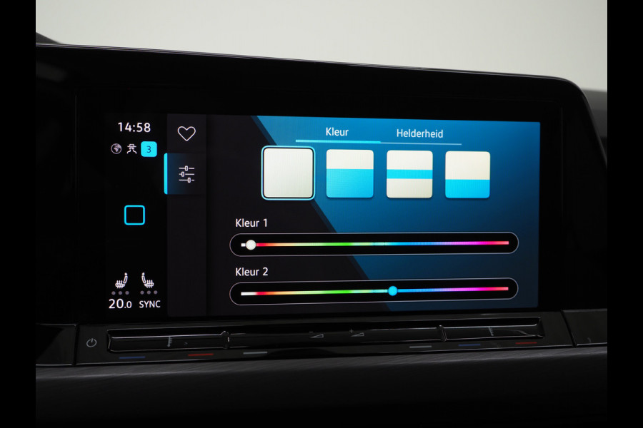 Volkswagen Golf 1.4 eHybrid Style 204PK | Massage | Head Up | Virtual | Keyless | Adaptive Cruise | Carplay | DAB