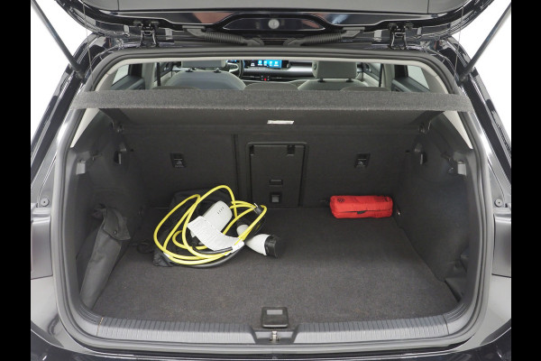 Volkswagen Golf 1.4 eHybrid Style 204PK | Massage | Head Up | Virtual | Keyless | Adaptive Cruise | Carplay | DAB