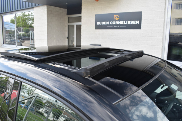 Mercedes-Benz B-Klasse 180 AMG-Line | Panoramadak | Carplay | Leder | Camera