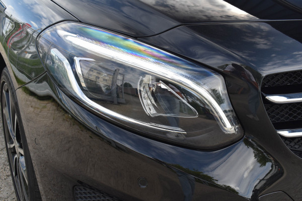 Mercedes-Benz B-Klasse 180 AMG-Line | Panoramadak | Carplay | Leder | Camera