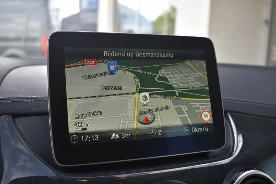 Mercedes-Benz B-Klasse 180 AMG-Line | Panoramadak | Carplay | Leder | Camera