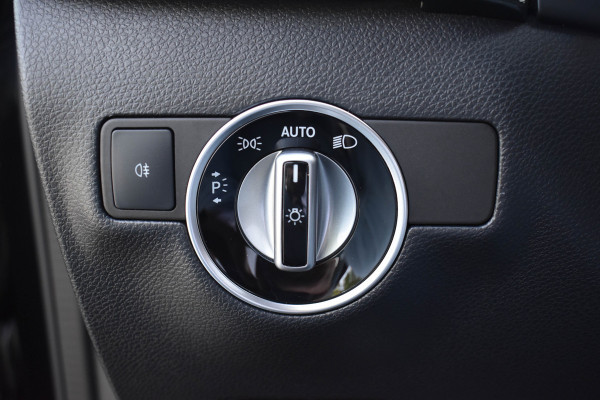 Mercedes-Benz B-Klasse 180 AMG-Line | Panoramadak | Carplay | Leder | Camera