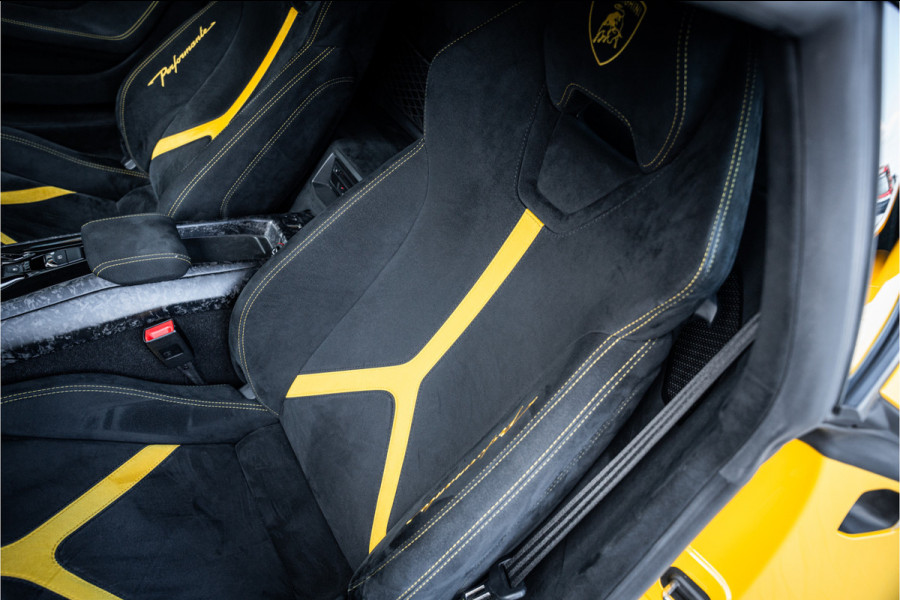 Lamborghini Huracan 5.2 V10 Performante - Giallo Inti | Forged Carbon | ALA | Lift | Sensonum | Camera