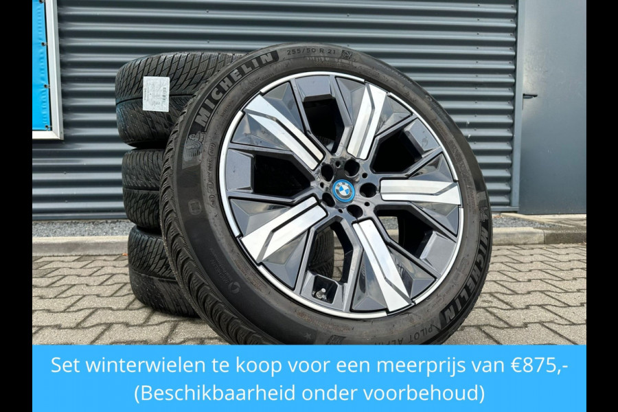 BMW iX xDrive40 High Executive 77 kWh INCL BTW | Trekhaak af Fabriek | Panodak | Lederen Comfortzetels Massage & Memory | 360 Camera | Head Up | Widescreen | 22"L.M | Harman Kardon |