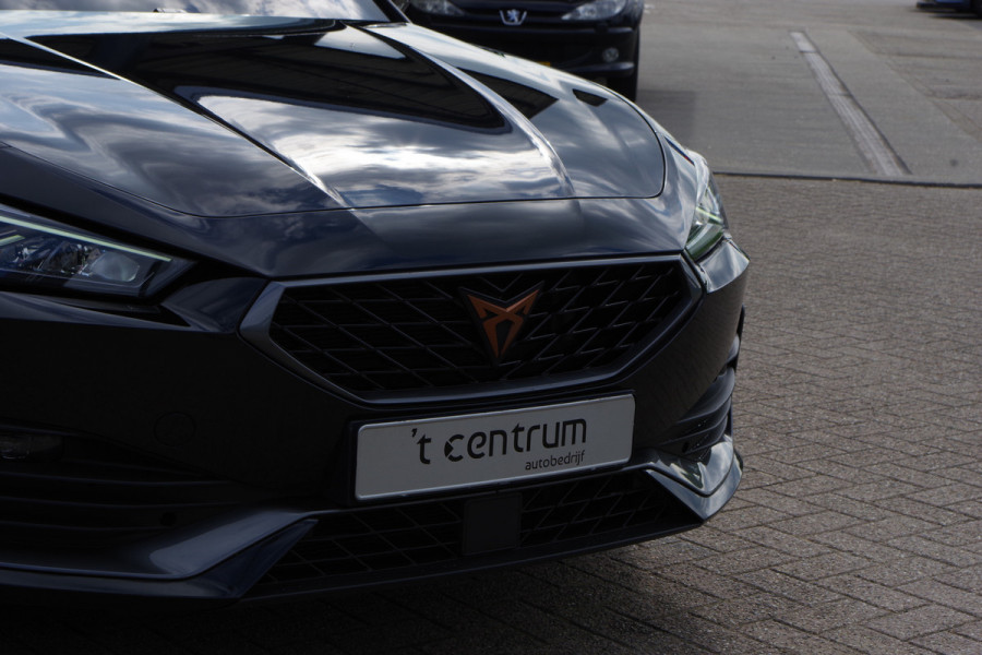 CUPRA Leon Sportstourer 1.4 e-Hybrid 204 PK BNS, Trekhaak, Stoelverwarming, Kuipstoelen, LED,