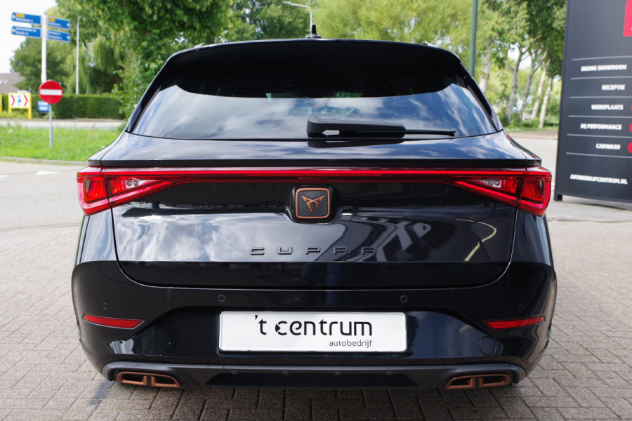 CUPRA Leon Sportstourer 1.4 e-Hybrid 204 PK BNS, Trekhaak, Stoelverwarming, Kuipstoelen, LED,