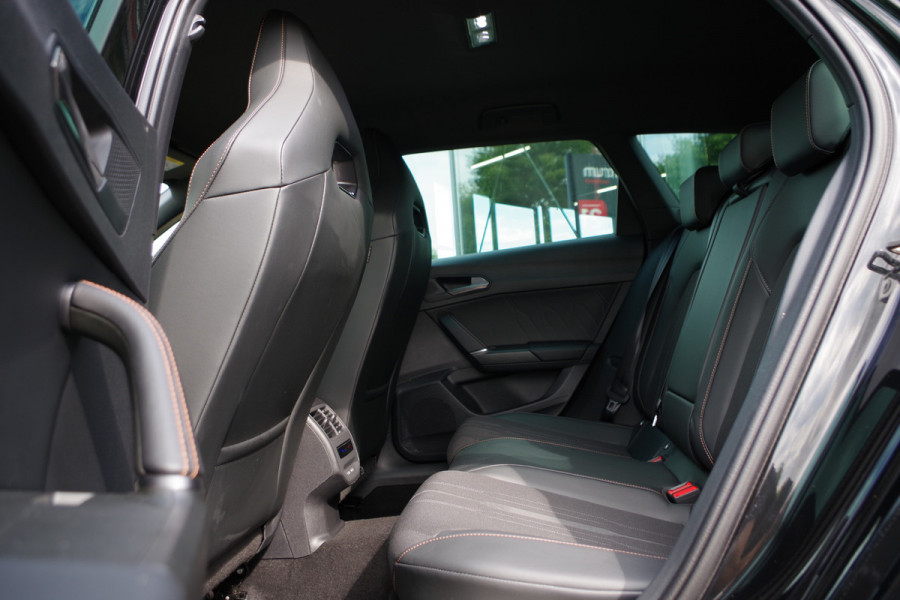 CUPRA Leon Sportstourer 1.4 e-Hybrid 204 PK BNS, Trekhaak, Stoelverwarming, Kuipstoelen, LED,