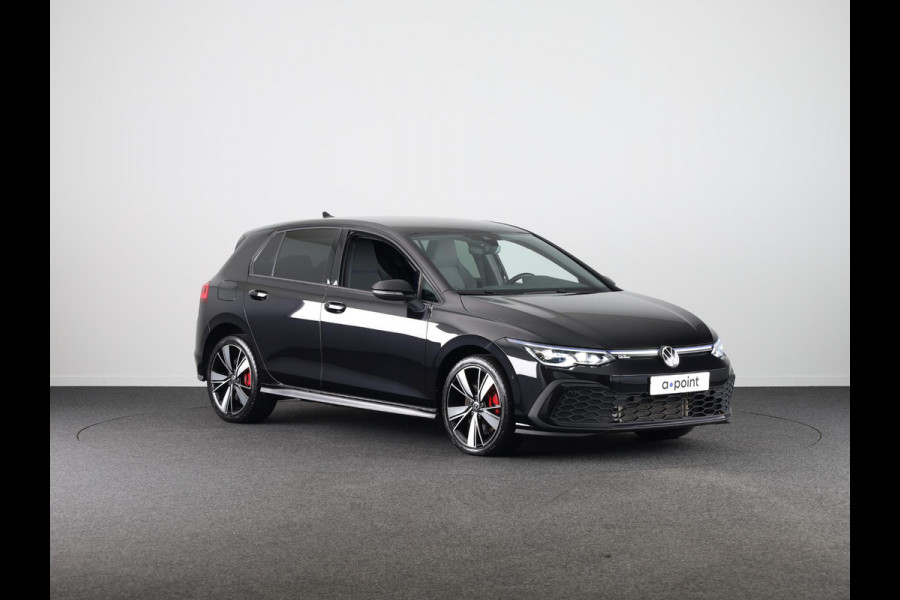 Volkswagen Golf 1.4 eHybrid GTE 245 pk Automaat (DSG) | Navigatie | Parkeersensoren (Park assist) | Adaptieve cruise control | Matrix LED koplampen | Stoelverwarming |