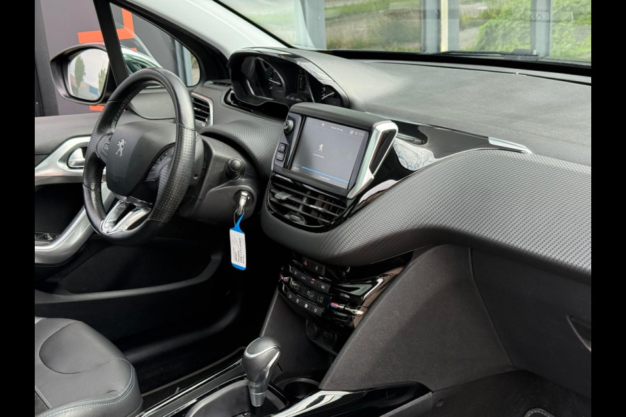 Peugeot 2008 1.2 PureTech | Pano | 110 PK | Clima | Camera