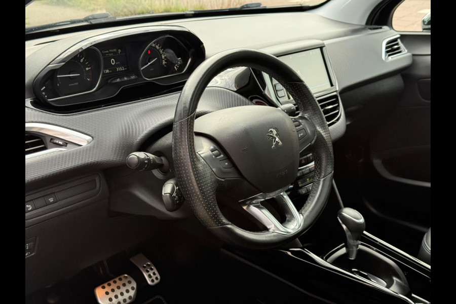 Peugeot 2008 1.2 PureTech | Pano | 110 PK | Clima | Camera