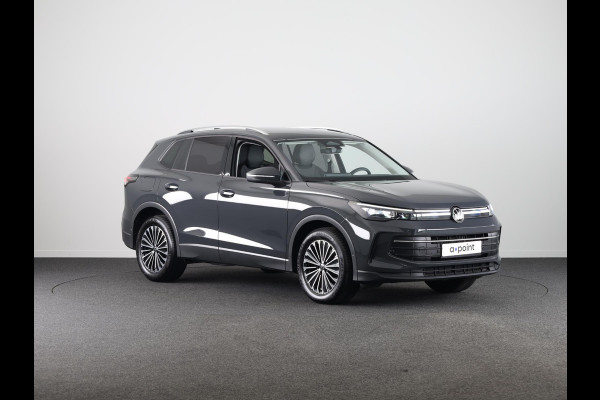 Volkswagen Tiguan 1.5 eTSI Life Edition 130 pk Automaat (DSG) | Navigatie | Elektr. trekhaak | Parkeersensoren (Park assist) | Achteruitrijcamera | Stoelverwarming |
