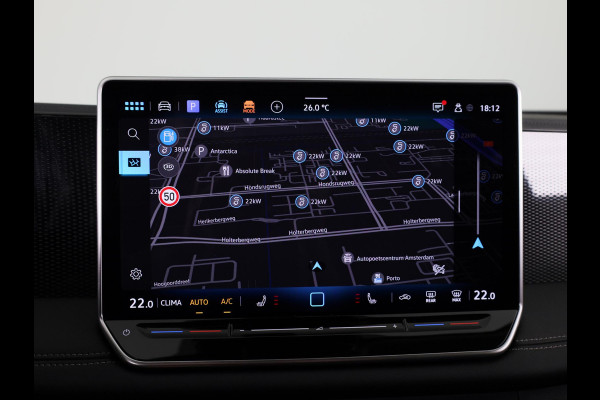Volkswagen Tiguan 1.5 eTSI Life Edition 130 pk Automaat (DSG) | Navigatie | Elektr. trekhaak | Parkeersensoren (Park assist) | Achteruitrijcamera | Stoelverwarming |