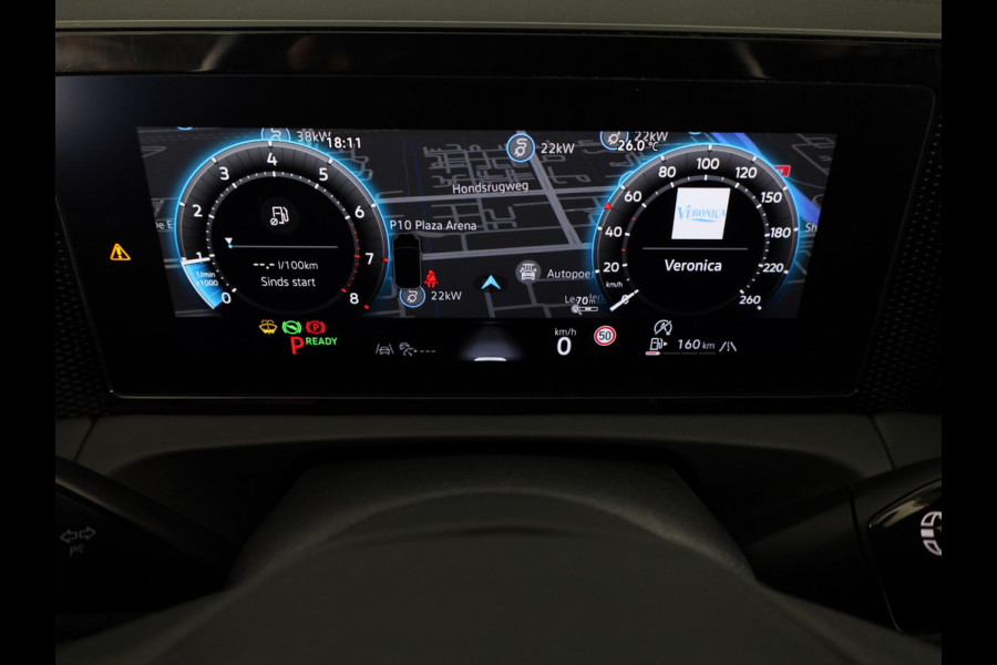 Volkswagen Tiguan 1.5 eTSI Life Edition 130 pk Automaat (DSG) | Navigatie | Elektr. trekhaak | Parkeersensoren (Park assist) | Achteruitrijcamera | Stoelverwarming |