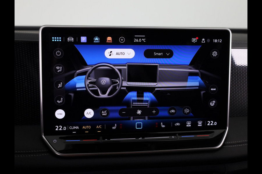 Volkswagen Tiguan 1.5 eTSI Life Edition 130 pk Automaat (DSG) | Navigatie | Elektr. trekhaak | Parkeersensoren (Park assist) | Achteruitrijcamera | Stoelverwarming |