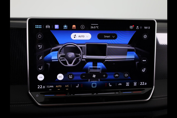 Volkswagen Tiguan 1.5 eTSI Life Edition 130 pk Automaat (DSG) | Navigatie | Elektr. trekhaak | Parkeersensoren (Park assist) | Achteruitrijcamera | Stoelverwarming |