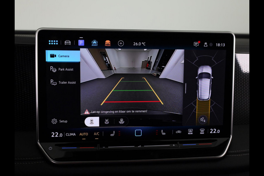 Volkswagen Tiguan 1.5 eTSI Life Edition 130 pk Automaat (DSG) | Navigatie | Elektr. trekhaak | Parkeersensoren (Park assist) | Achteruitrijcamera | Stoelverwarming |