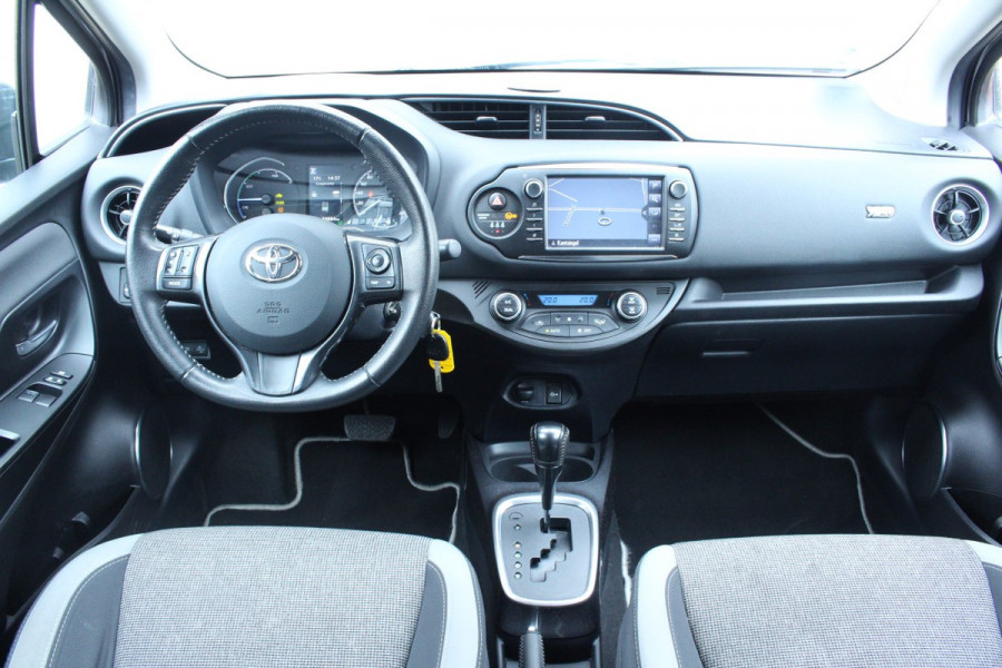 Toyota Yaris 1.5 Hybrid Y20 LUXE UITV. 2eEIG! NAV CAMRA STOELVW ECC '19