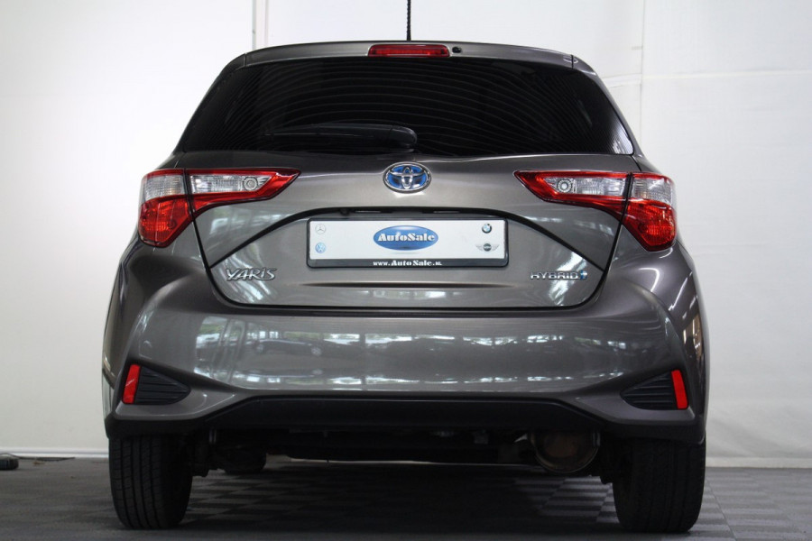 Toyota Yaris 1.5 Hybrid Y20 LUXE UITV. 2eEIG! NAV CAMRA STOELVW ECC '19