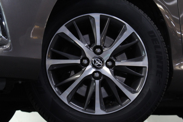 Toyota Yaris 1.5 Hybrid Y20 LUXE UITV. 2eEIG! NAV CAMRA STOELVW ECC '19