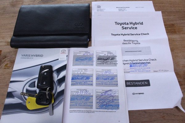 Toyota Yaris 1.5 Hybrid Y20 LUXE UITV. 2eEIG! NAV CAMRA STOELVW ECC '19