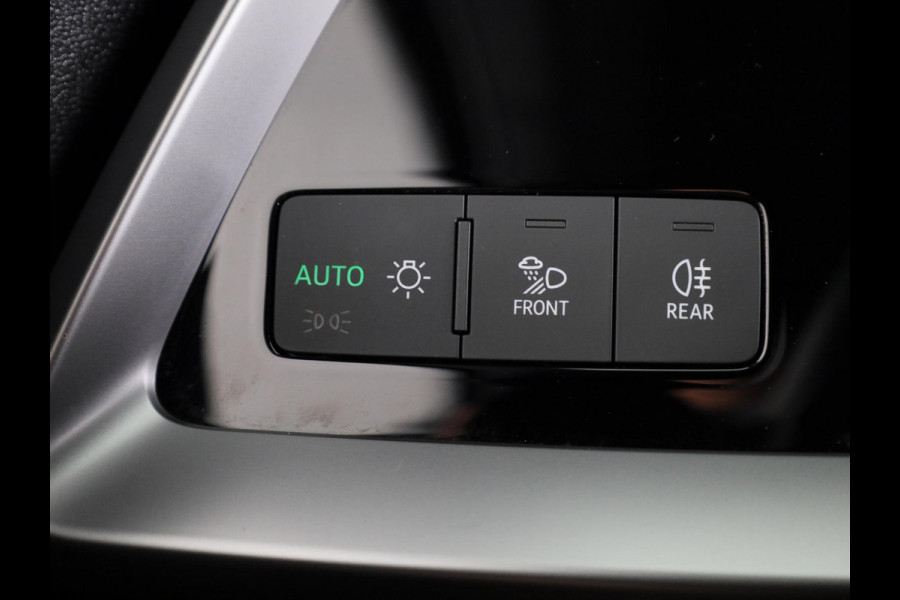 Audi A3 Sportback 40 TFSI e Business edition 204pk | Navigatie | Adaptive cruise control | Apple Carplay /Android Auto | Lichtmetalen velgen