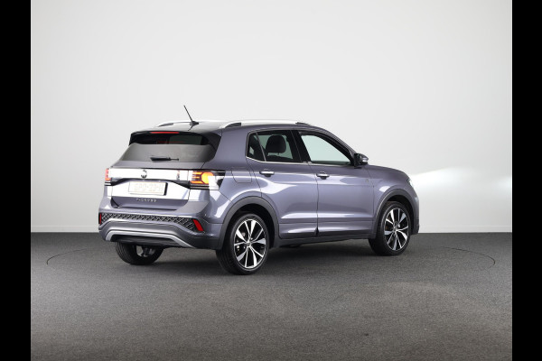 Volkswagen T-Cross 1.0 TSI R-Line 116 pk Automaat (DSG) | Verlengde garantie | Navigatie via App | Parkeersensoren | Adaptieve cruise control | LED koplampen | R-Line |