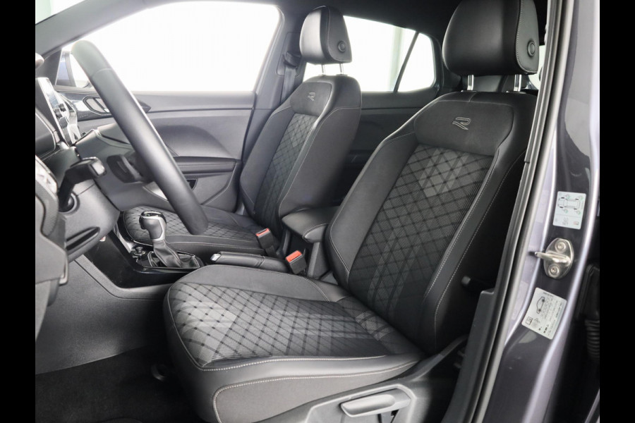 Volkswagen T-Cross 1.0 TSI R-Line 116 pk Automaat (DSG) | Verlengde garantie | Navigatie via App | Parkeersensoren | Adaptieve cruise control | LED koplampen | R-Line |
