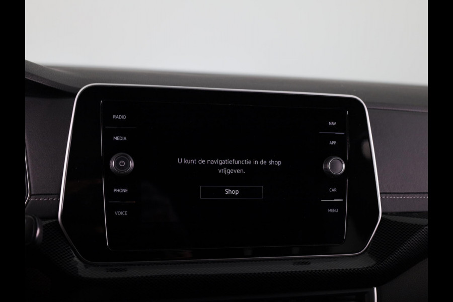 Volkswagen T-Cross 1.0 TSI R-Line 116 pk Automaat (DSG) | Verlengde garantie | Navigatie via App | Parkeersensoren | Adaptieve cruise control | LED koplampen | R-Line |