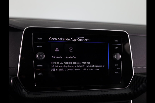 Volkswagen T-Cross 1.0 TSI R-Line 116 pk Automaat (DSG) | Verlengde garantie | Navigatie via App | Parkeersensoren | Adaptieve cruise control | LED koplampen | R-Line |