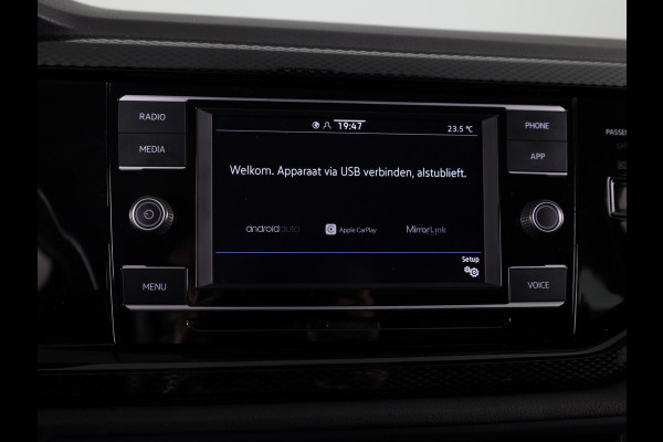 Volkswagen Polo 1.0 TSI Life 95 pk | Navigatie via App | Parkeersensoren | Adaptieve cruise control | LED koplampen | Apple Carplay/Android Auto |