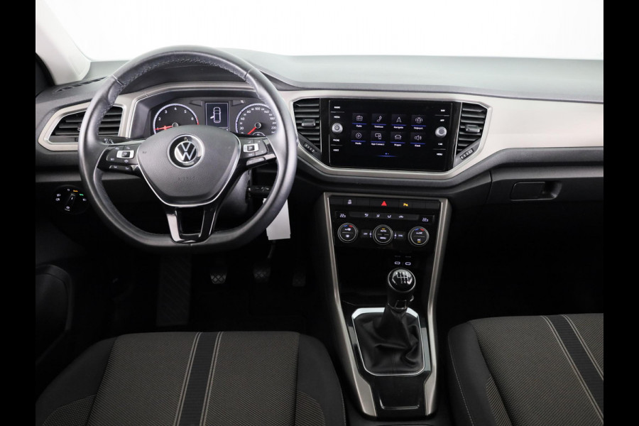 Volkswagen T-Roc 1.0 TSI Style 110 pk | Autom. airco | Adaptieve cruise control | Parkeersensoren |