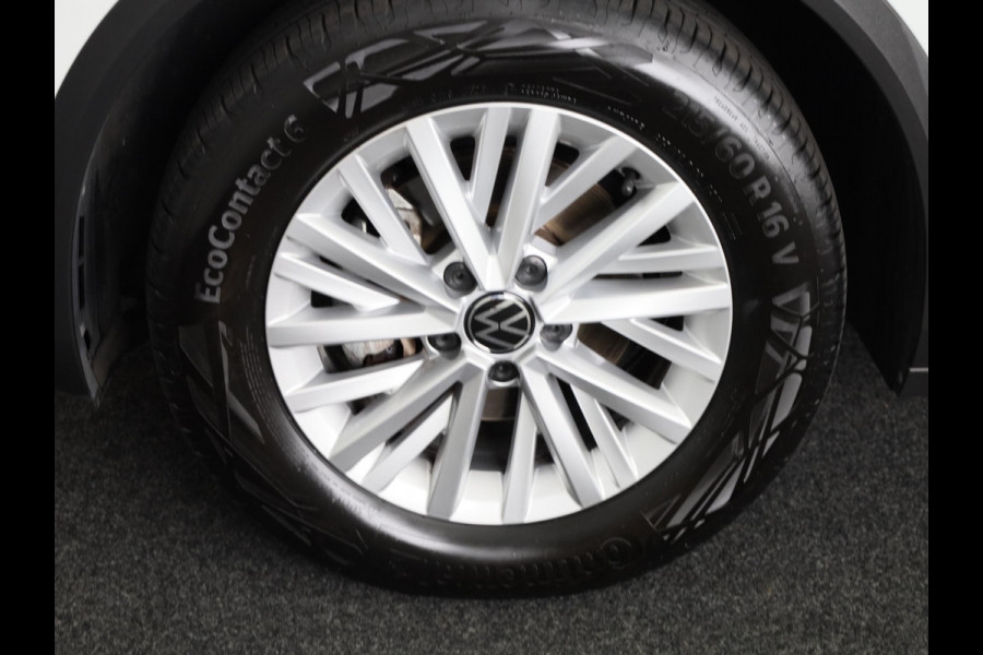 Volkswagen T-Roc 1.0 TSI Style 110 pk | Autom. airco | Adaptieve cruise control | Parkeersensoren |