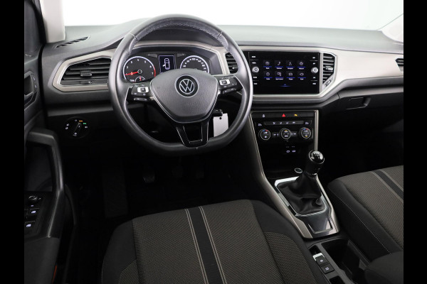 Volkswagen T-Roc 1.0 TSI Style 110 pk | Autom. airco | Adaptieve cruise control | Parkeersensoren |