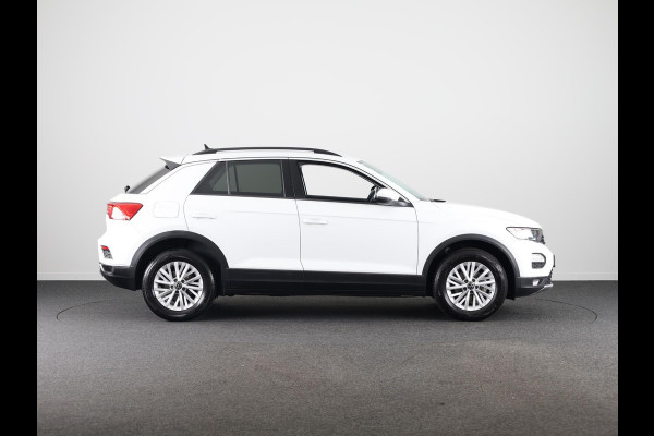 Volkswagen T-Roc 1.0 TSI Style 110 pk | Autom. airco | Adaptieve cruise control | Parkeersensoren |