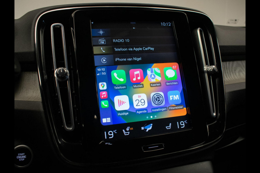 Volvo XC40 1.5 T5 Recharge Inscription (APPLE CARPLAY,HARMAN/KARDON,NAVI,STOELVERWARMING,LEDER,3D VIEW,LED,CAMERA,PDC,NETTESTAAT)